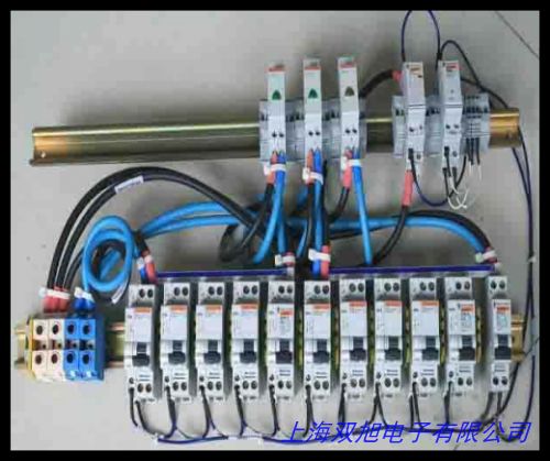 ʩ�͵�늄әC���o��·�� GV3-M25 20-25A �F(xi��n)؛����|(zh��)��һ��